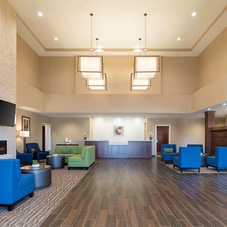 Comfort Suites Summerville Bagian luar foto