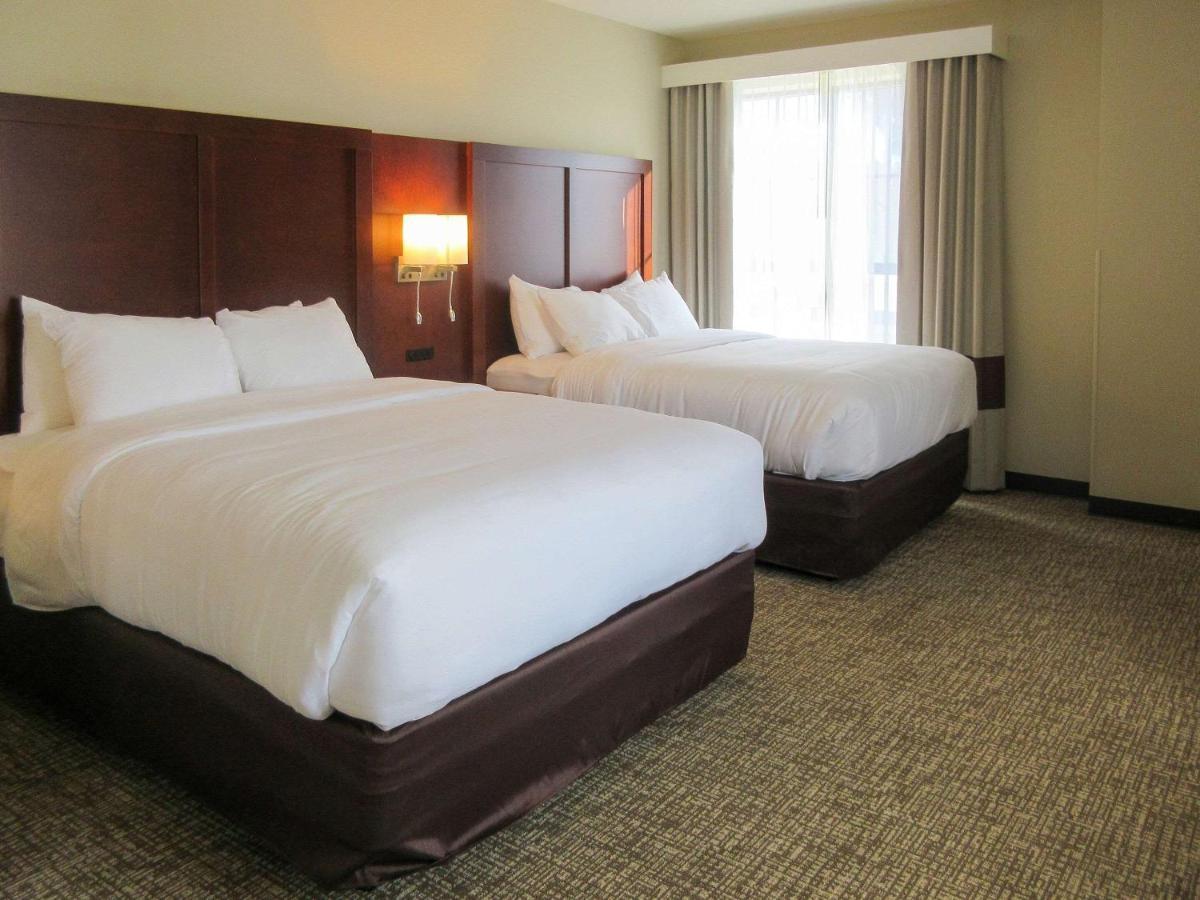 Comfort Suites Summerville Bagian luar foto