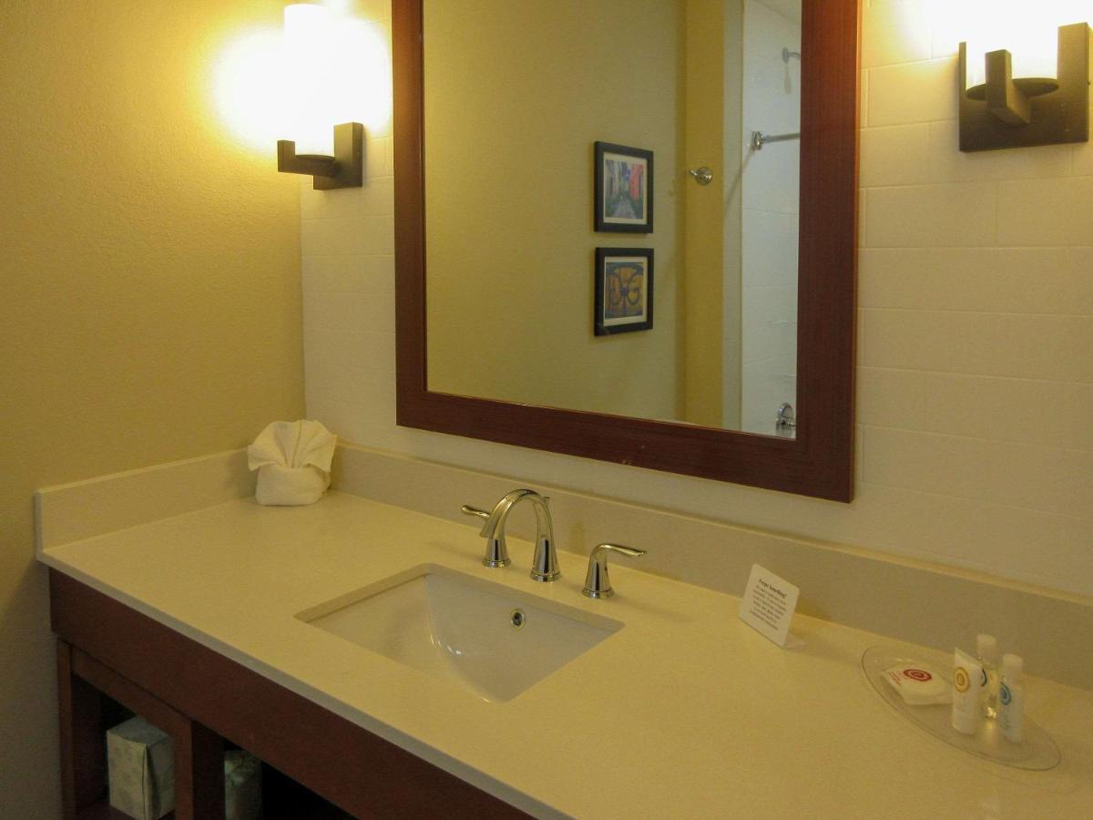 Comfort Suites Summerville Bagian luar foto