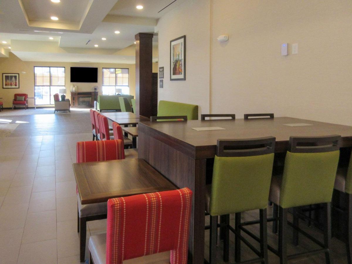 Comfort Suites Summerville Bagian luar foto