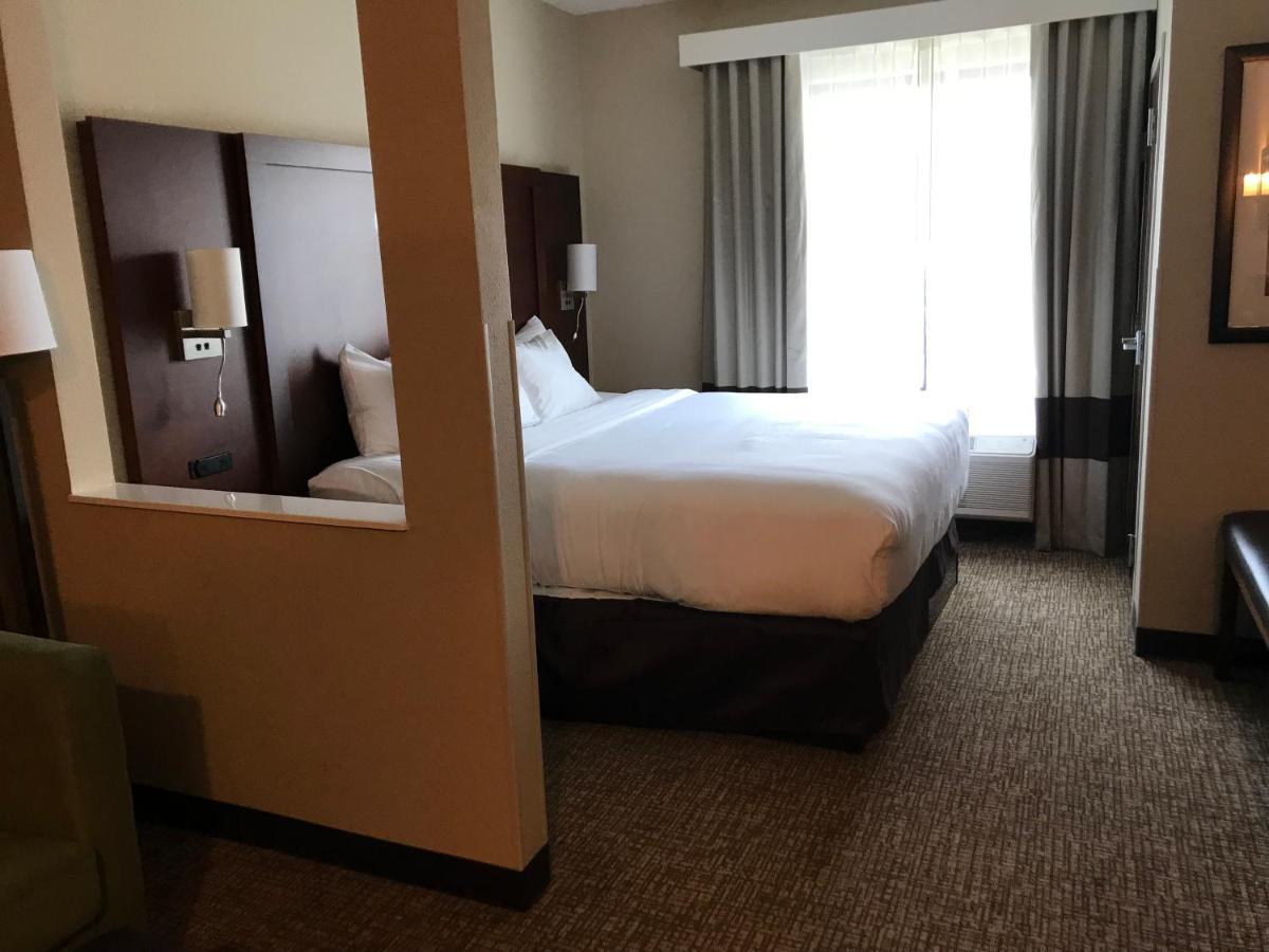 Comfort Suites Summerville Bagian luar foto